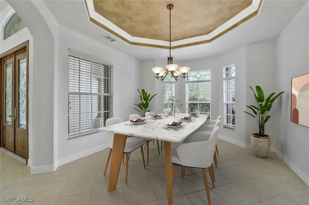 4923 Cerromar Drive Naples FL 34112