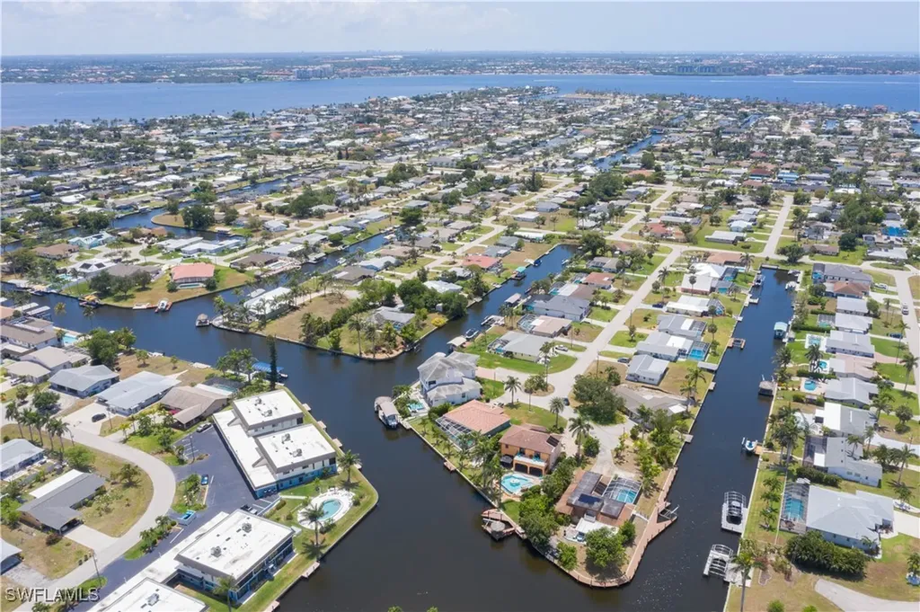 5105 Rutland Court Cape Coral FL 33904