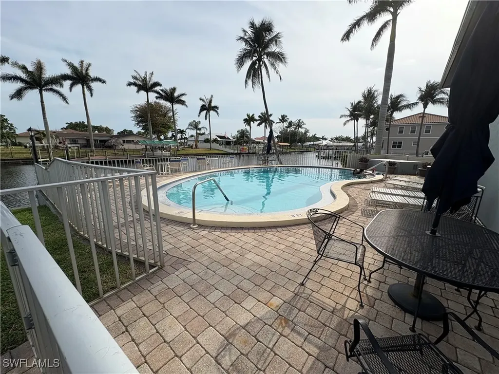 4928 Vincennes Street Cape Coral FL 33904