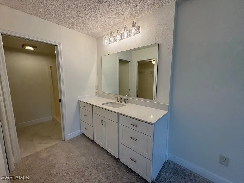 4928 Vincennes Street Cape Coral FL 33904