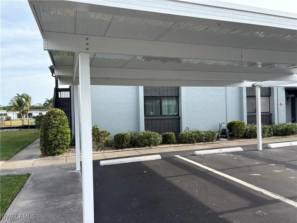 4928 Vincennes Street Cape Coral FL 33904