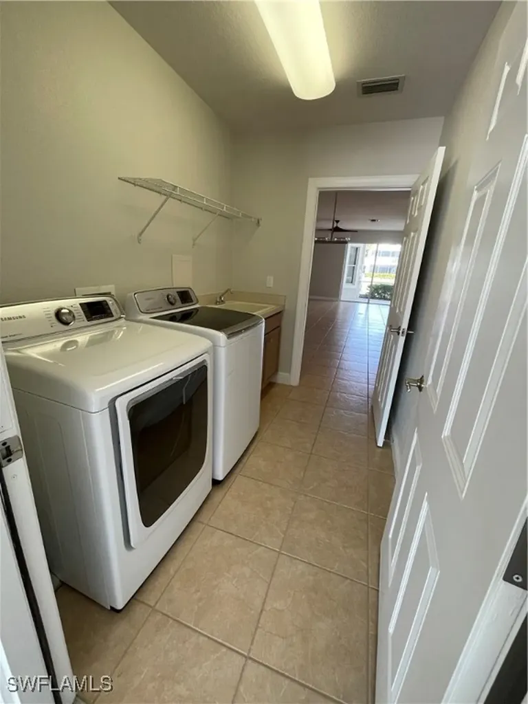 12823 Carrington Circle Naples FL 34105