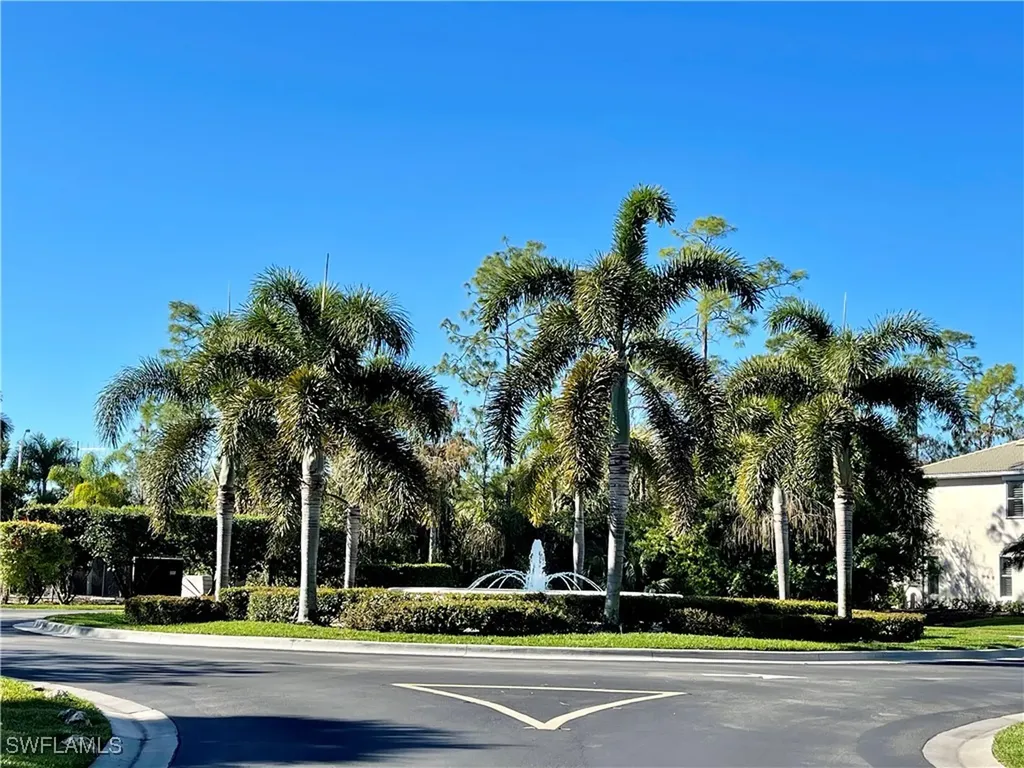 12823 Carrington Circle Naples FL 34105