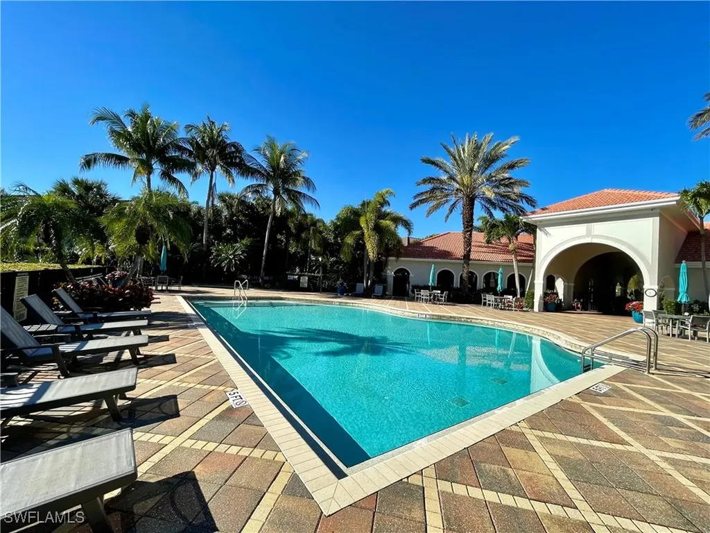 12823 Carrington Circle Naples FL 34105