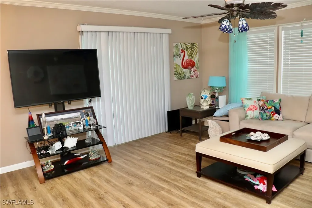 209 Sun Circle Fort Myers FL 33905