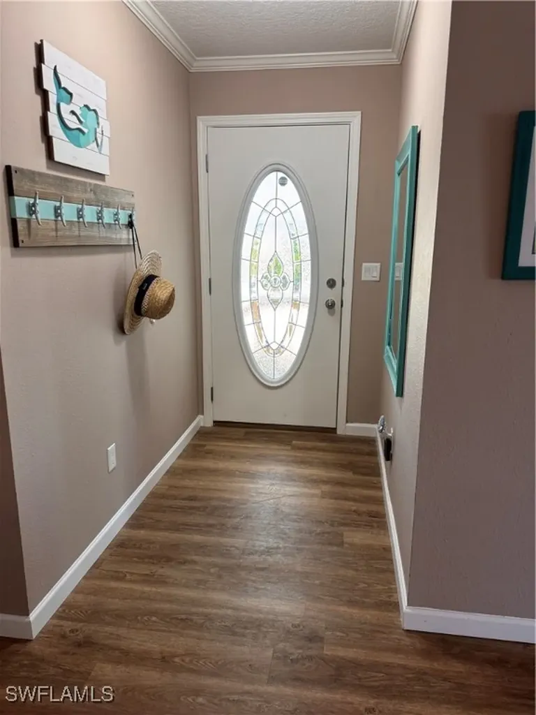 209 Sun Circle Fort Myers FL 33905