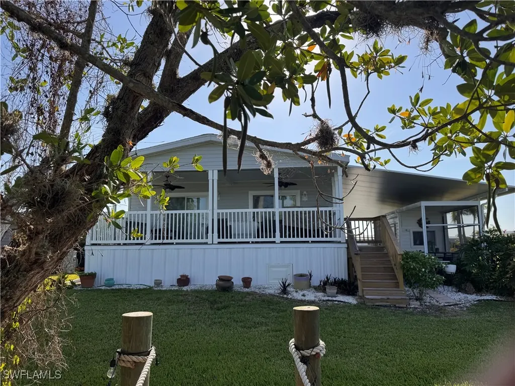 209 Sun Circle Fort Myers FL 33905