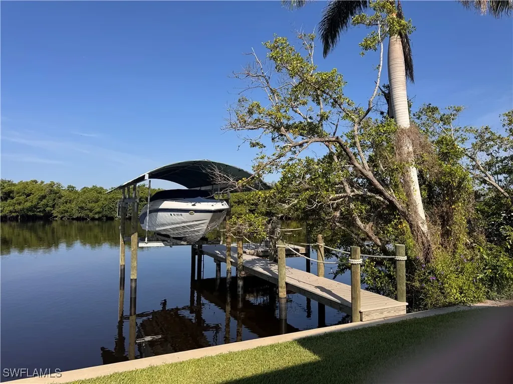 209 Sun Circle Fort Myers FL 33905