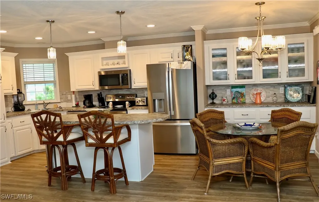 209 Sun Circle Fort Myers FL 33905