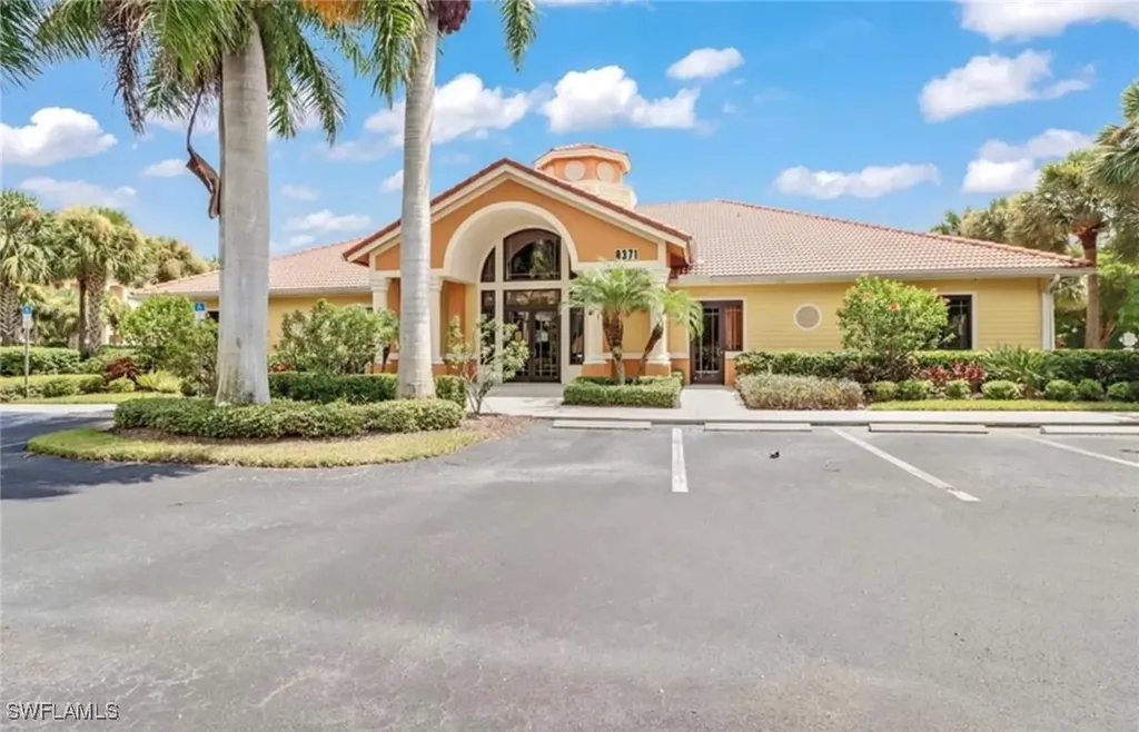 8300 Whiskey Preserve Circle Fort Myers FL 33919