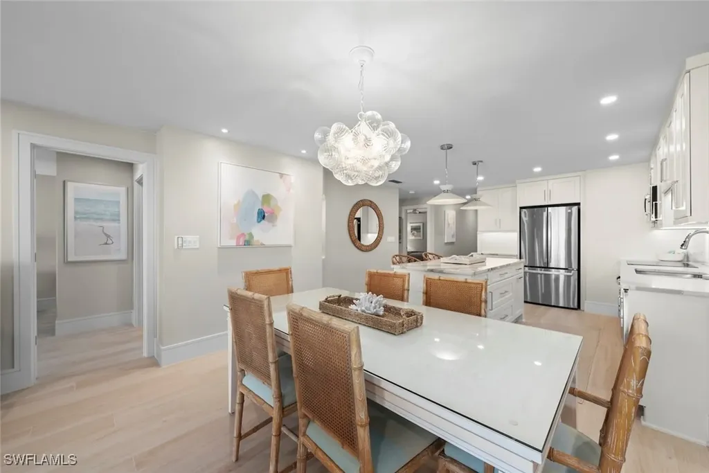 1795 Middle Gulf Drive Sanibel FL 33957