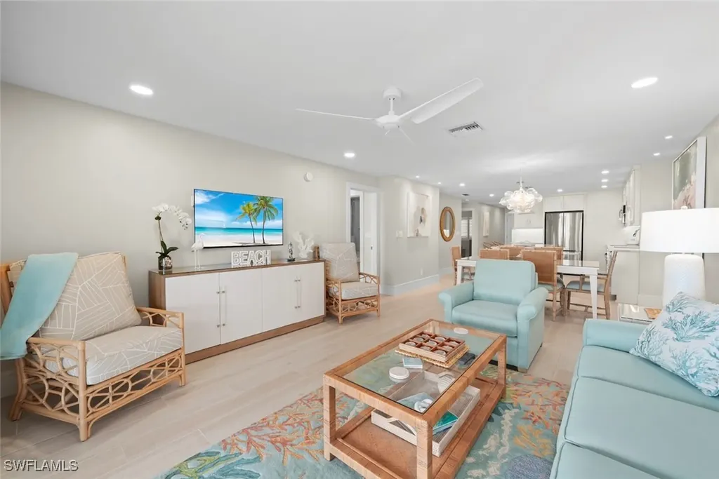 1795 Middle Gulf Drive Sanibel FL 33957