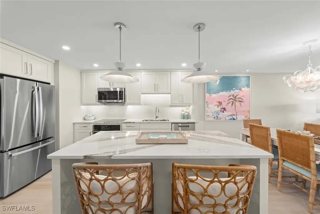 1795 Middle Gulf Drive Sanibel FL 33957
