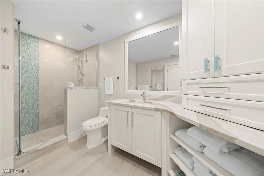 1795 Middle Gulf Drive Sanibel FL 33957