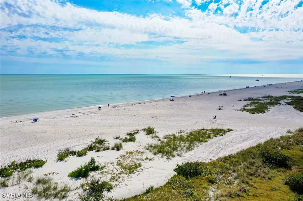 1795 Middle Gulf Drive Sanibel FL 33957