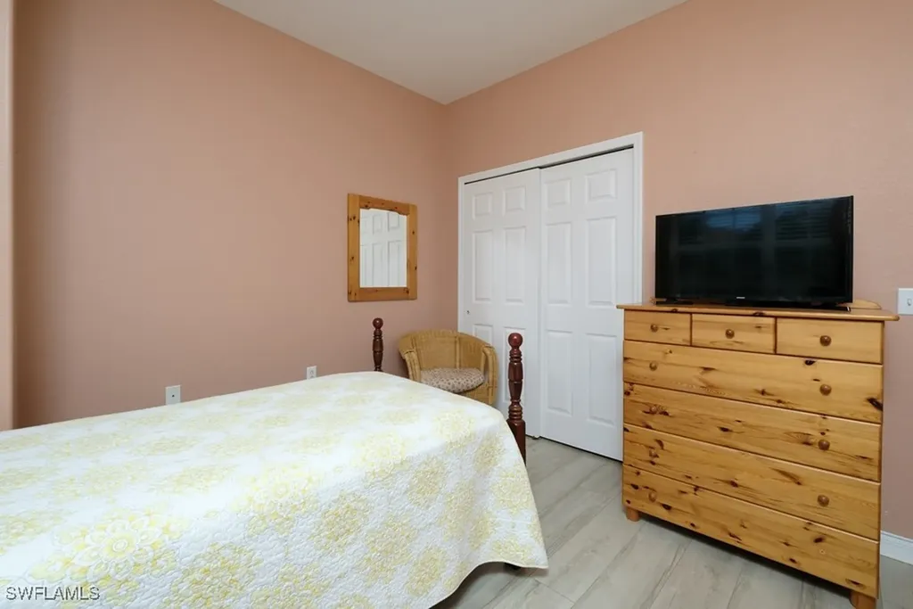 4873 Hampshire Court Naples FL 34112