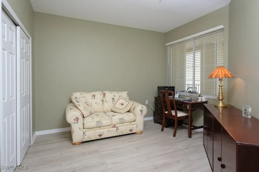 4873 Hampshire Court Naples FL 34112