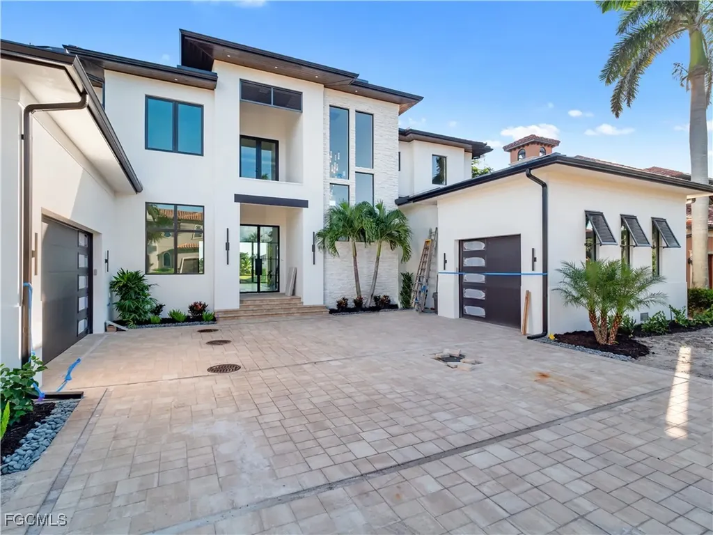 846 Cypress Lake Circle Fort Myers FL 33919