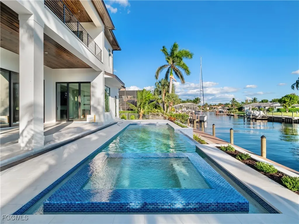 846 Cypress Lake Circle Fort Myers FL 33919