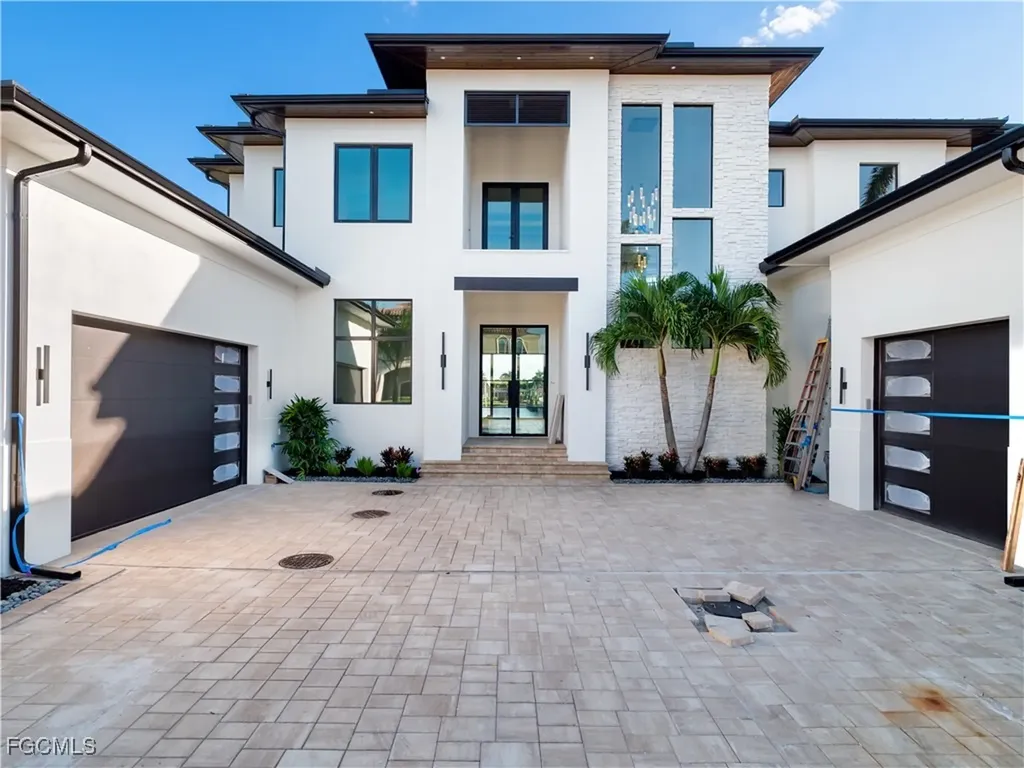 846 Cypress Lake Circle Fort Myers FL 33919