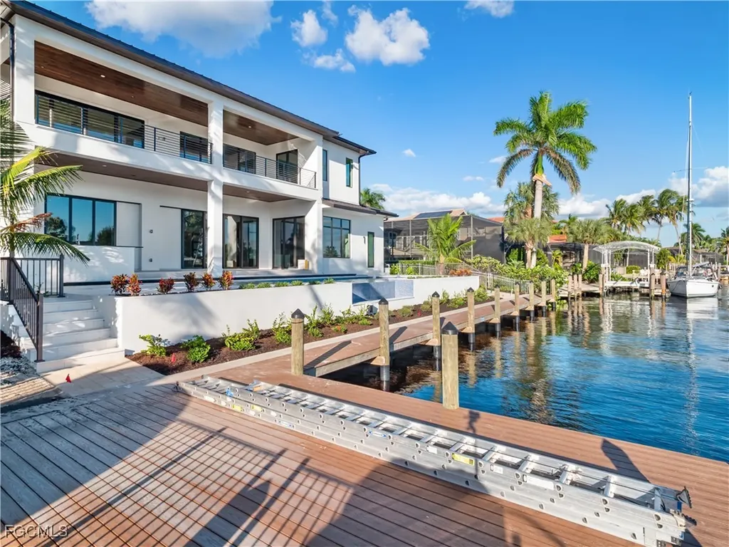 846 Cypress Lake Circle Fort Myers FL 33919