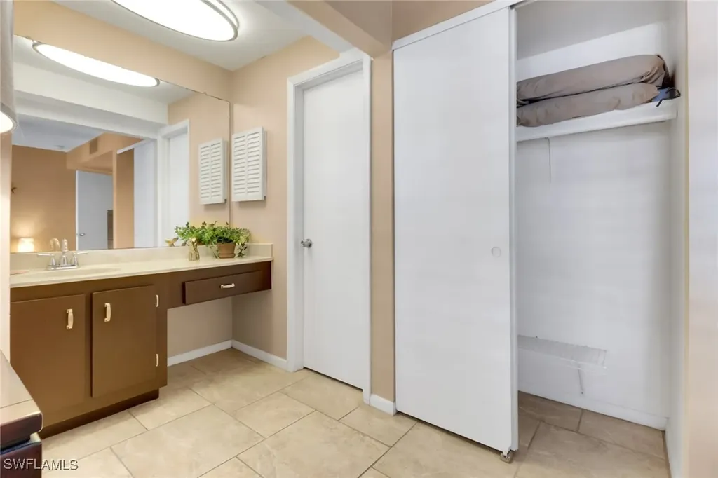 788 Park Shore Drive Naples FL 34103