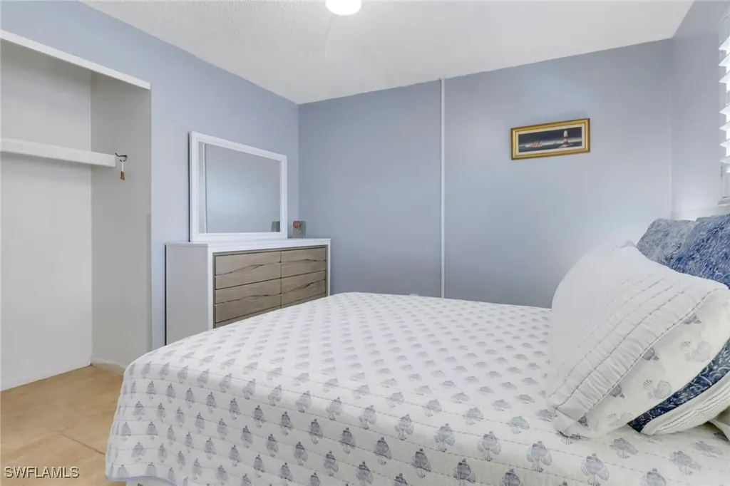 788 Park Shore Drive Naples FL 34103