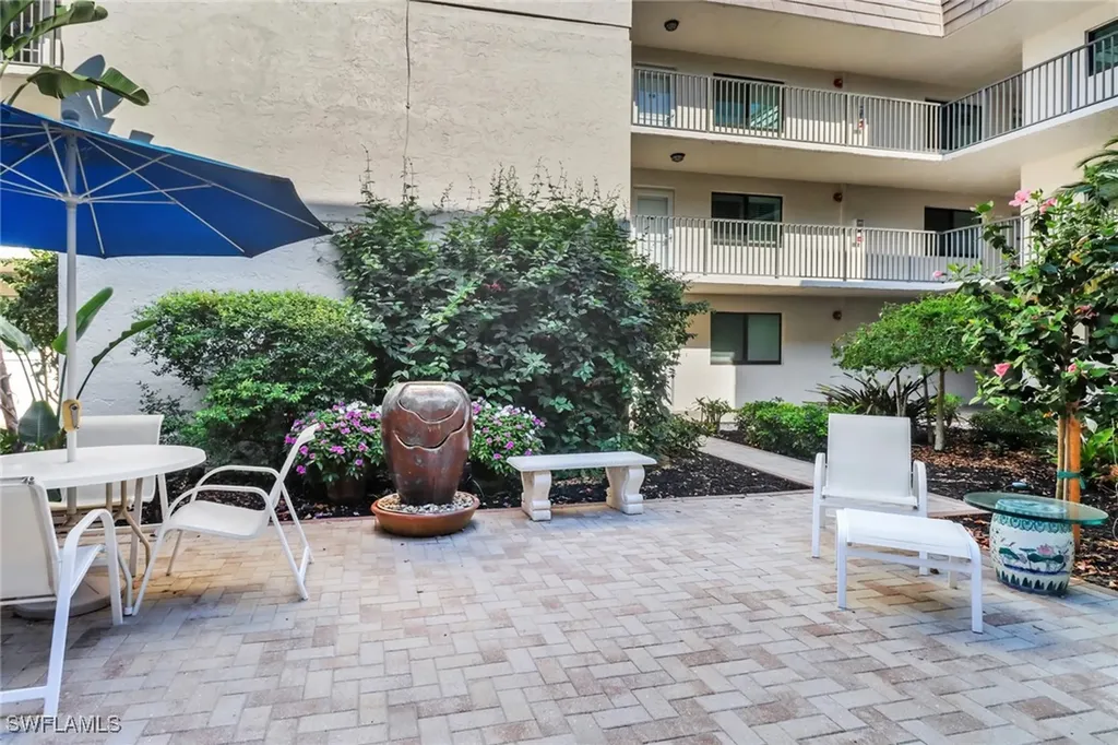 788 Park Shore Drive Naples FL 34103