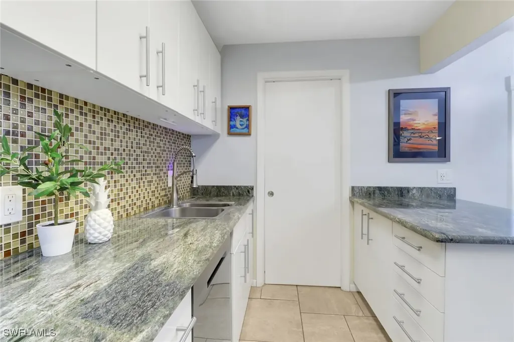 788 Park Shore Drive Naples FL 34103