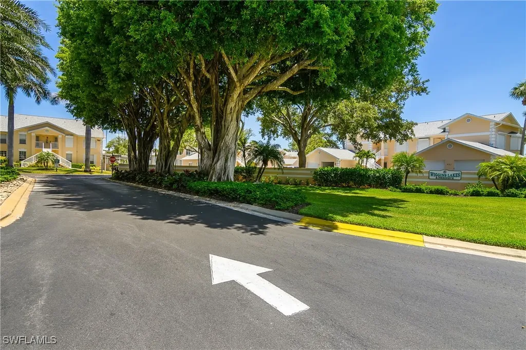 773 Wiggins Lake Drive Naples FL 34110