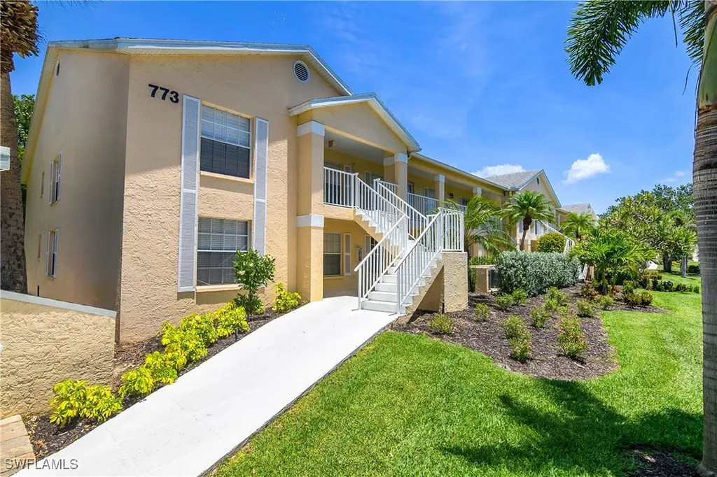 773 Wiggins Lake Drive Naples FL 34110
