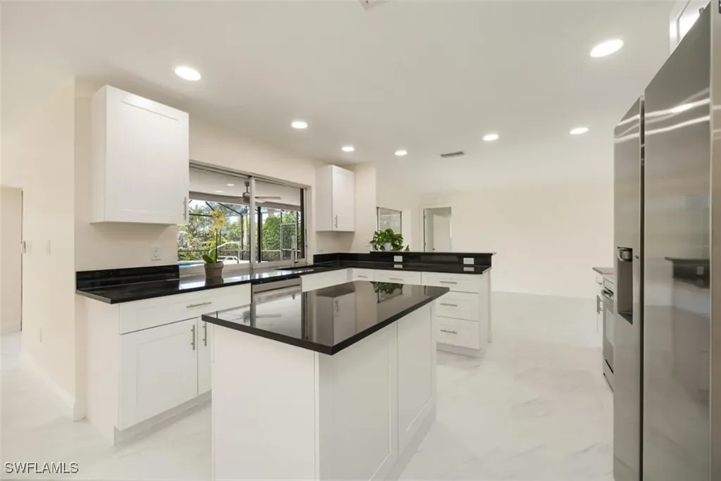 2232 Longboat Drive Naples FL 34104