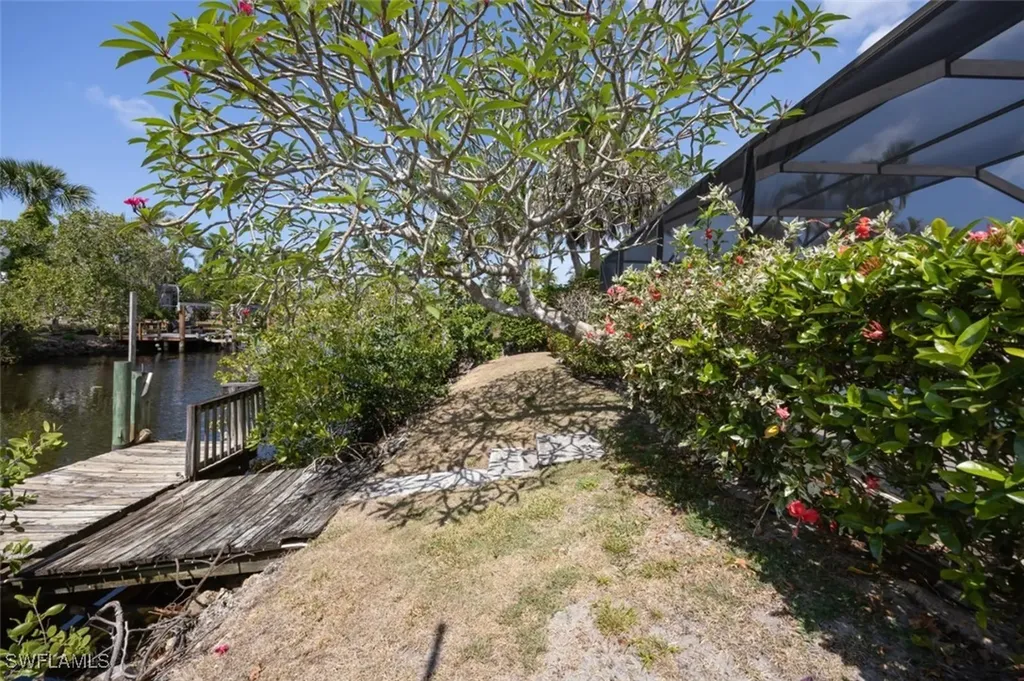 2232 Longboat Drive Naples FL 34104