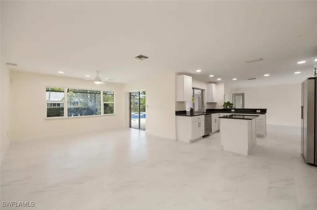 2232 Longboat Drive Naples FL 34104