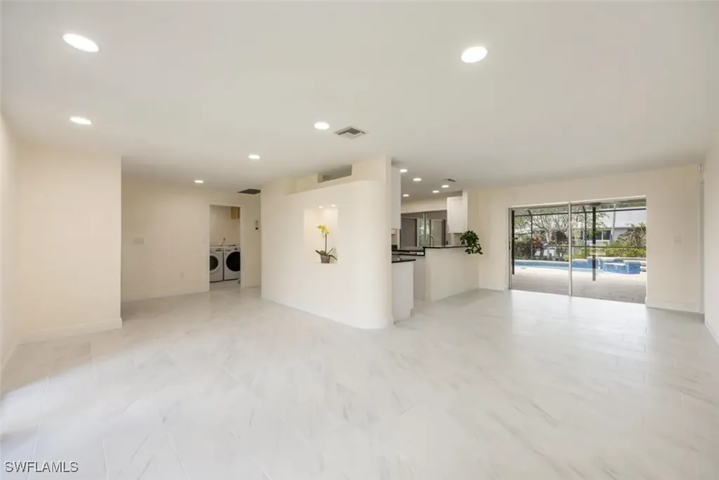 2232 Longboat Drive Naples FL 34104