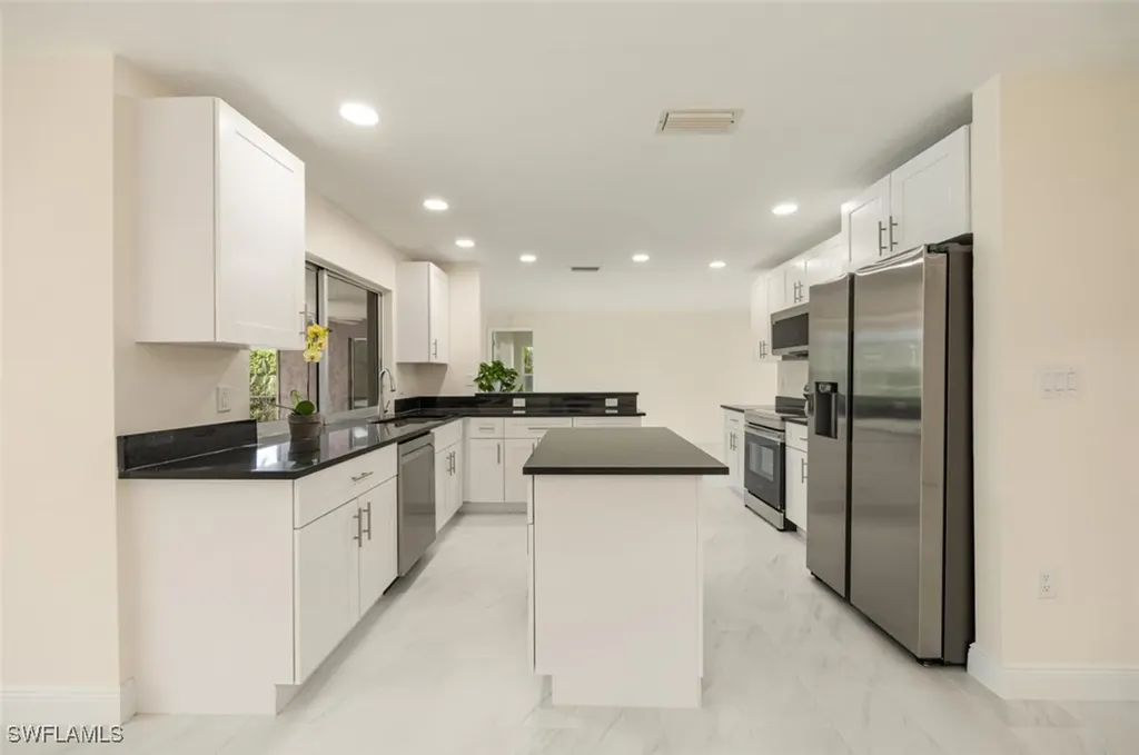 2232 Longboat Drive Naples FL 34104