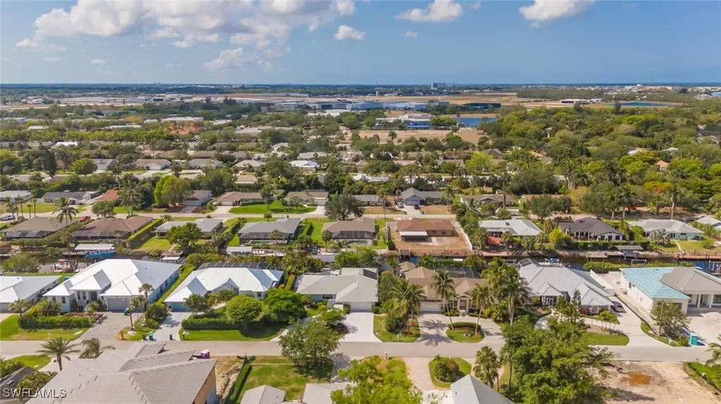 2232 Longboat Drive Naples FL 34104