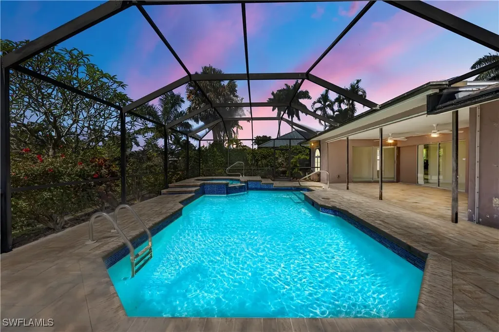 2232 Longboat Drive Naples FL 34104