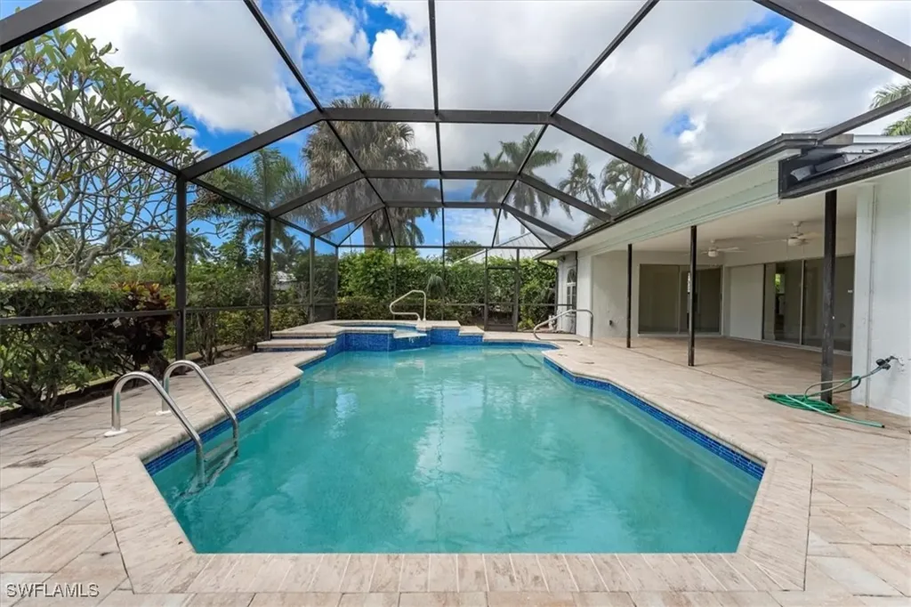 2232 Longboat Drive Naples FL 34104