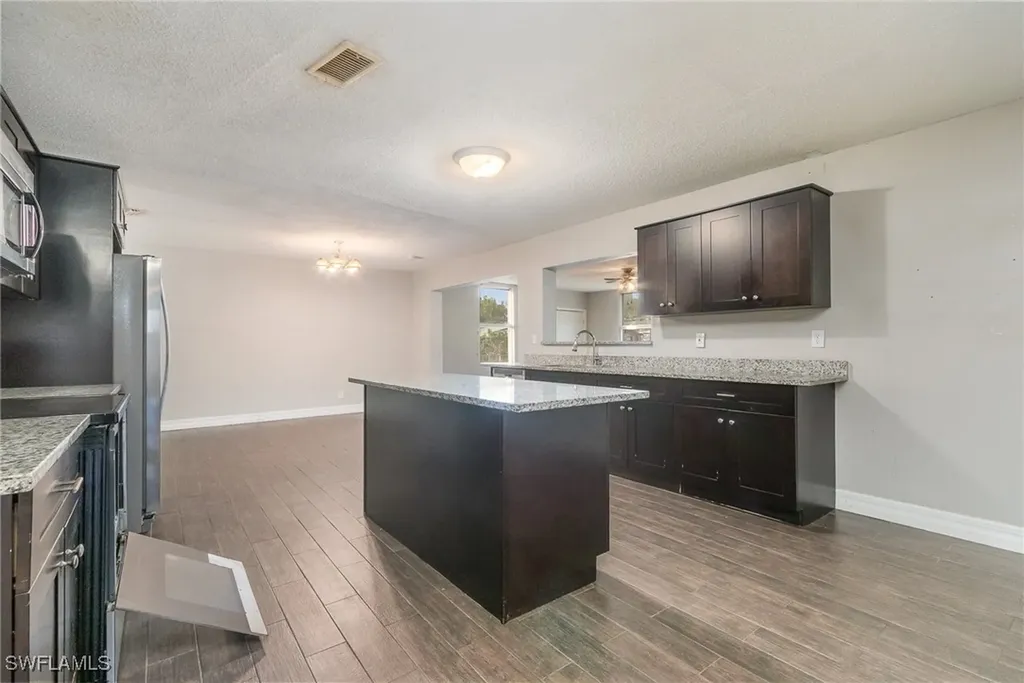 2414 Parkview Drive Fort Myers FL 33905