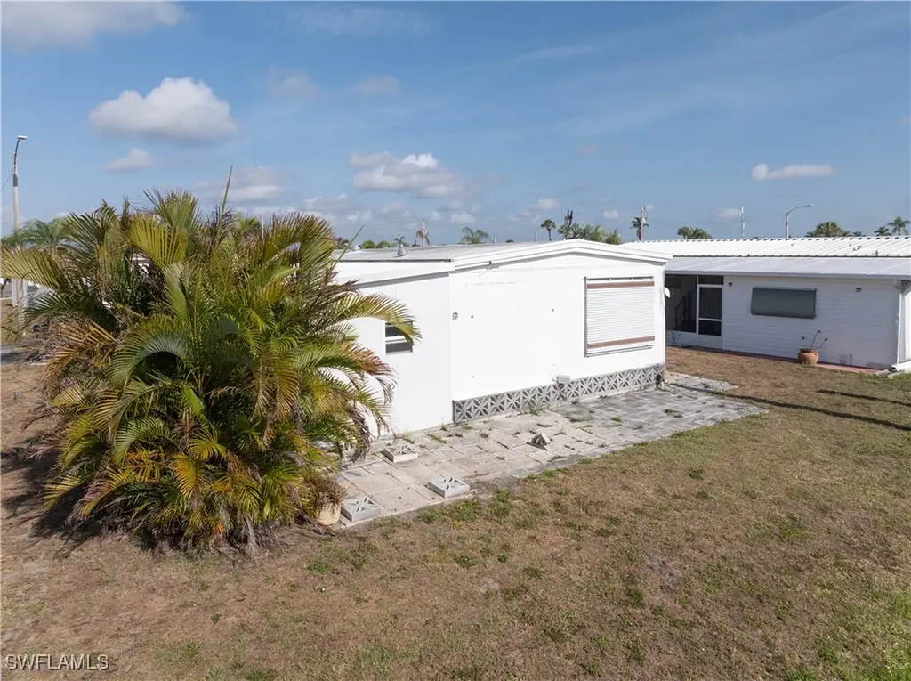 3116 Pluto Circle North Fort Myers FL 33903