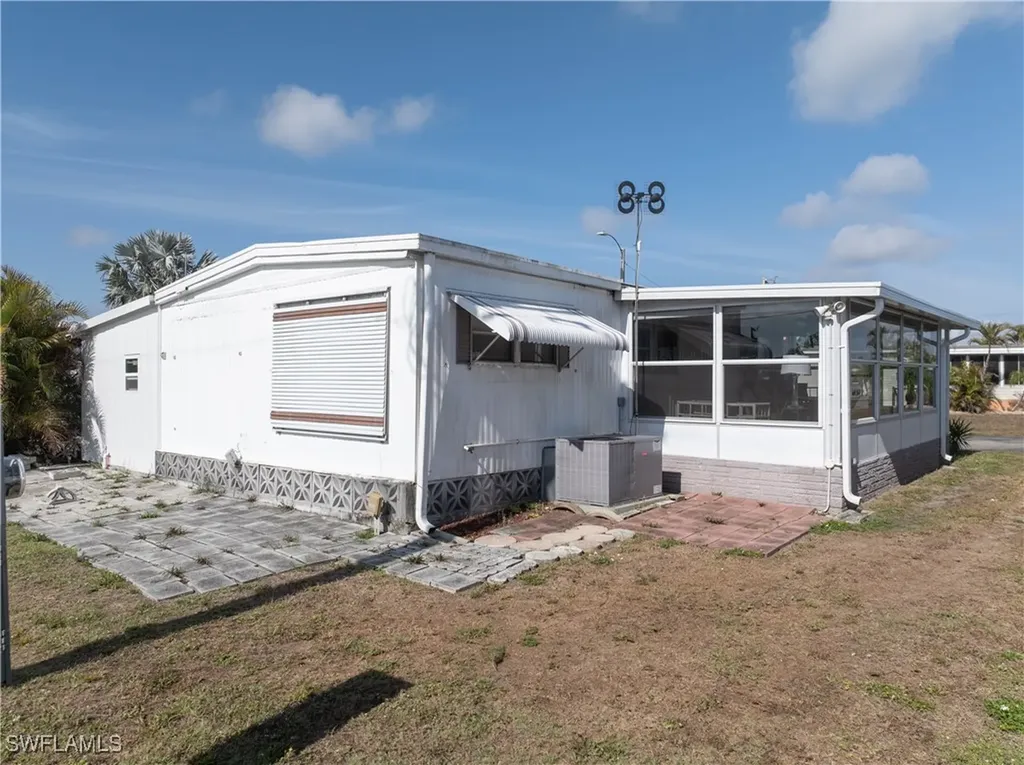 3116 Pluto Circle North Fort Myers FL 33903