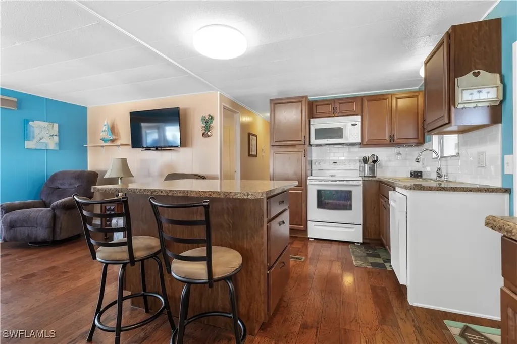 3116 Pluto Circle North Fort Myers FL 33903