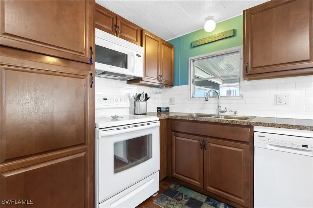 3116 Pluto Circle North Fort Myers FL 33903