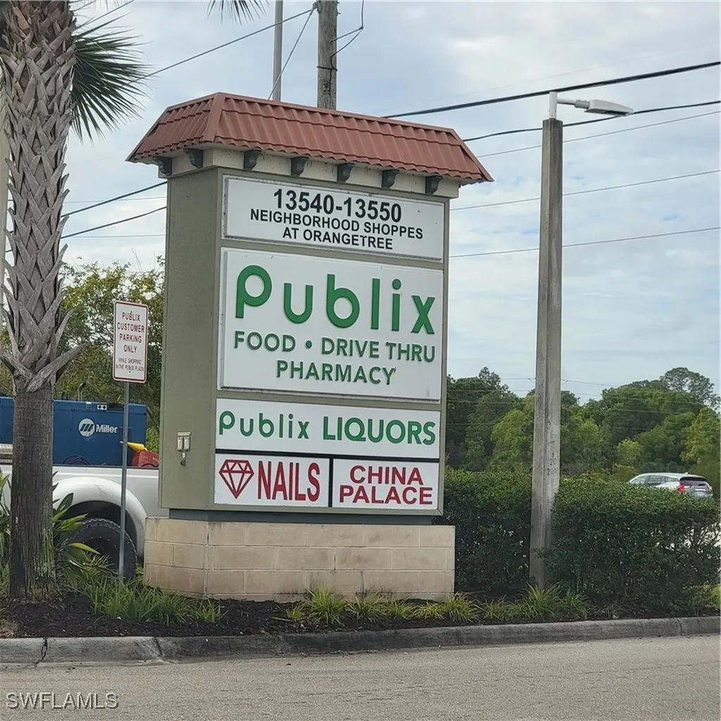 2ND Street NE Naples FL 34120