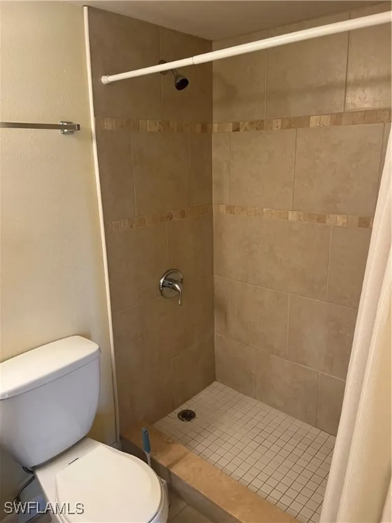 9261 Central Park Drive Fort Myers FL 33919