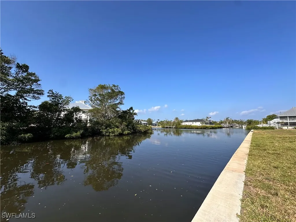 2654 Heron Court St. James City FL 33956