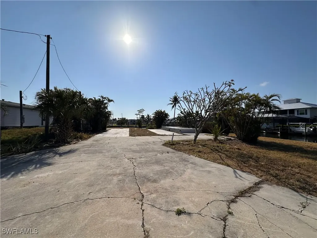 2654 Heron Court St. James City FL 33956