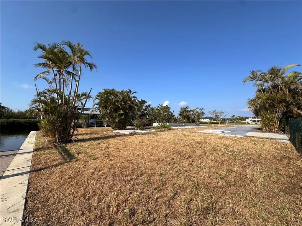2654 Heron Court St. James City FL 33956