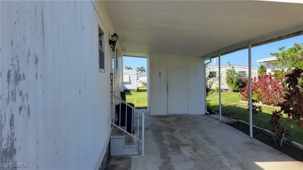 268 Shoreland Drive Fort Myers FL 33905